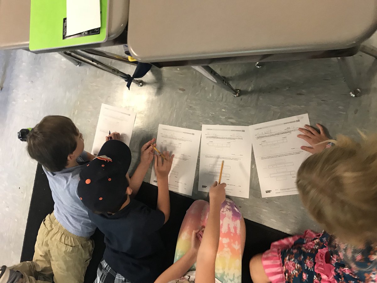 VirdensThird's tweet photo. Collaboration and teamwork during 2 step word problems. @SpartaR3Schools #liltrojans https://t.co/ceKvr2jgTF