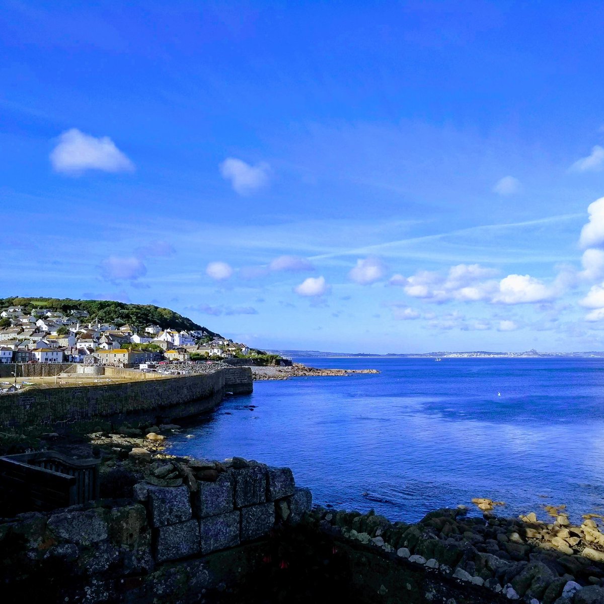 NoProJon's tweet photo. Absolutely beautiful run exploring Mousehole Harbour and coastal paths π what a lovely part of the world!
#mousehole #cornwall #harbour #kernow #mouseholeharbour #mouseholecat #run #running #coastalrun #coastalpath #triathlon #triathlontraining #lifeoftri #trilife https://t.co/MjOhuHvEGI