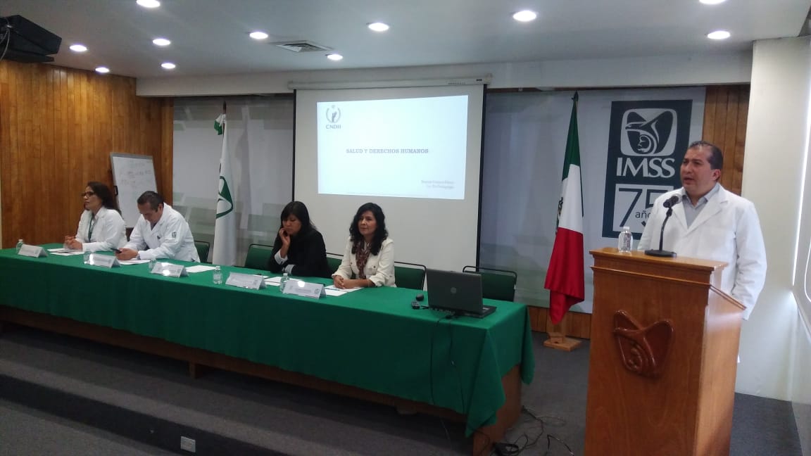 IMSS_Mor's tweet photo. Recibe personal del IMSS Morelos capacitación en materia de derechos https://t.co/M9PDWxQWxj https://t.co/GLgnmJMfMi