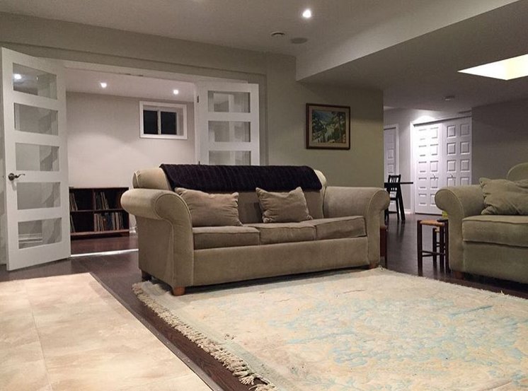 RenoSelectCA's tweet photo. Transitional designed basement featuring a library enclosed with full length glass inserted french doors
#renoselect #basement #basementdesign #transitional #basementremodel #interiordesign #glassinserts https://t.co/jwR3Dw1qTS