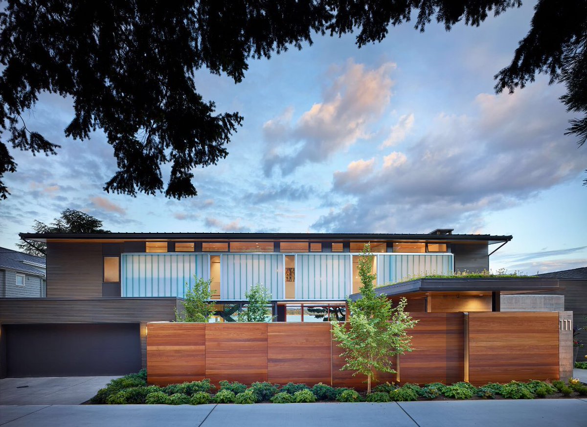 dream_house247's tweet photo. MidCentury Style House • Exterior : 

✨ Choose 1 , 2 , 3 or 4 ? https://t.co/h8Q5zstOcZ