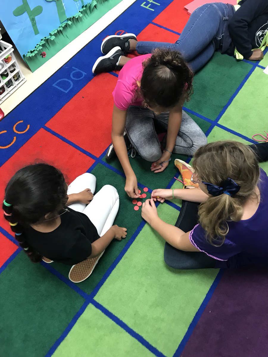 EdTechwithChopz's tweet photo. My fifth graders became teachers today as they taught their second grade friends two new problem solving games! We love PSW Friday’s with @BragdonBulldogs! #problemsolvingworkshop #ibpyp https://t.co/moFBPgzRa3