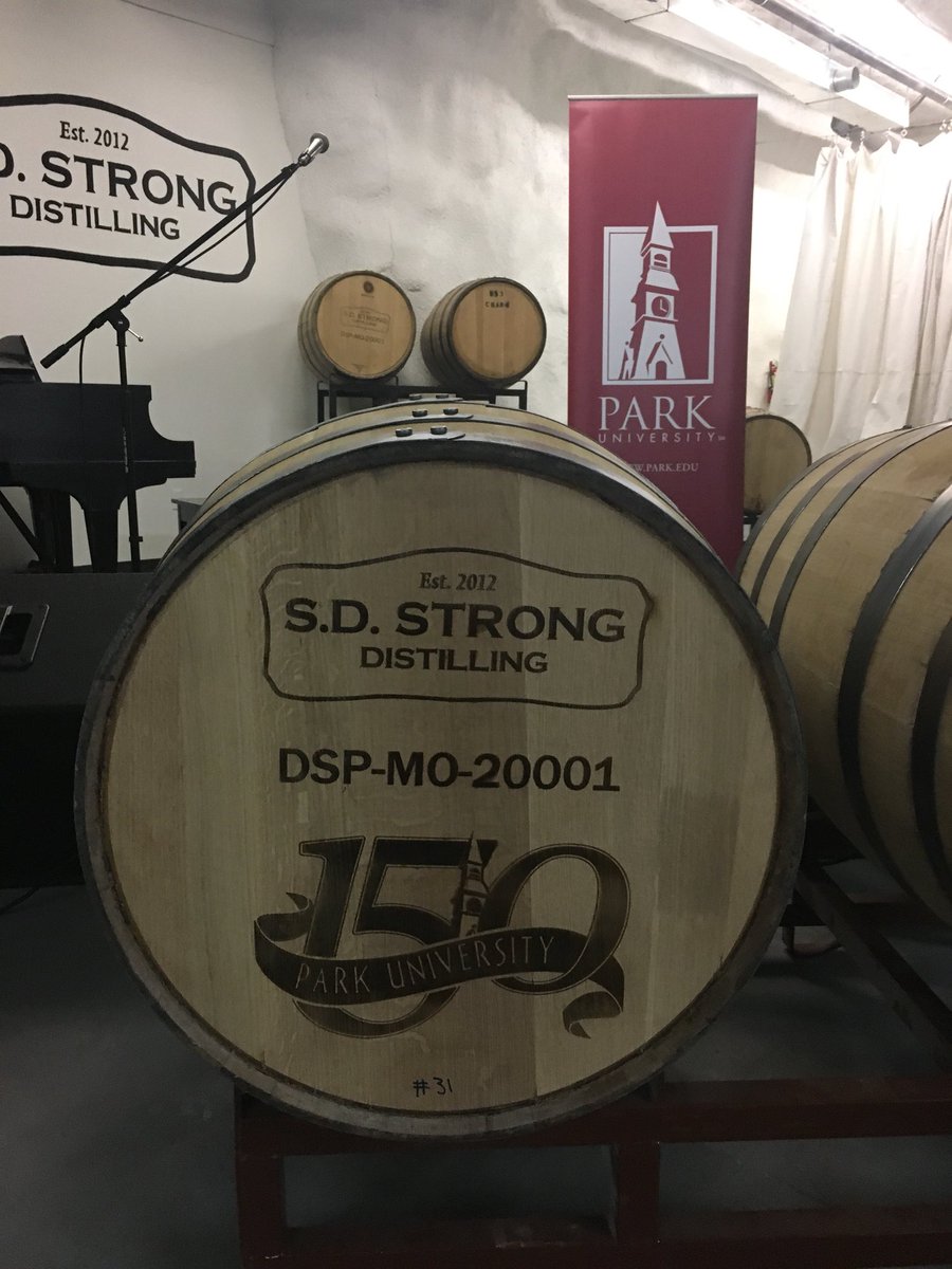 erikbergrud's tweet image. ANNOUNCEMENT: @ParkUniversity and @StillStrongMO introduce 7 Year Big Boom Bourbon.  Reserve your limited edition bottle today ($50). When it arrives in 2025, join in toasting a great collaboration and a historic 150-year educational journey. #ParkU150
sdstrongdistilling.com/7-year-big-boo…