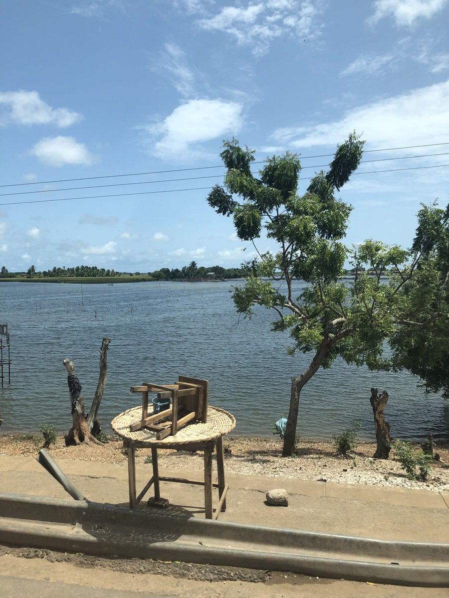 McZinsou's tweet photo. Une belle journée dans le sud du #Bénin, de #Cotonou à #Sé en passant par le lac Ahémé et #Ouidah...
Un rêve ! https://t.co/Cuwbn5vtZv