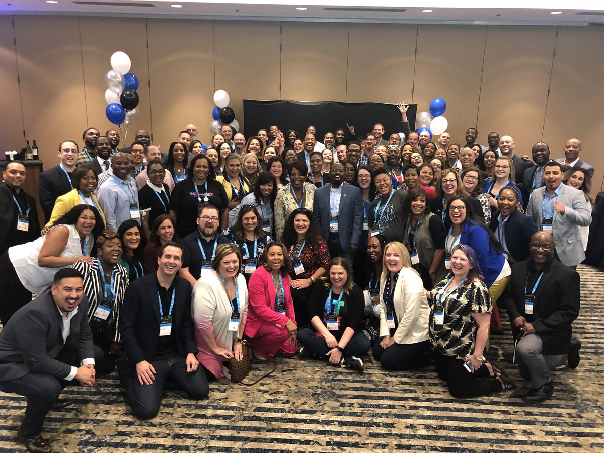 Nathan Watt (@natewatt) on Twitter photo Celebrating #ATTERG18 with the best in the business! <a href="/4jbar/">Jamie Barton</a> #LifeAtATT
📷: @lakendradavis Celebrating #ATTERG18 with the best in the business! <a href="/4jbar/">Jamie Barton</a> #LifeAtATT
📷: @lakendradavis