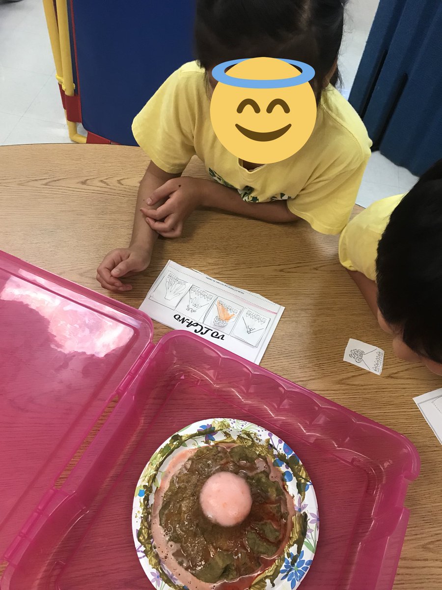 elisabethnewe10's tweet photo. Our volcanoes were made to explode. Today the children were encouraged to high-five and take pride in their project completion! #mpsmovingforward #wilsonrangersLEAD #MPSAL #MakeEverydayExtraordinary #ApplyAAStandardsInEverything #WeLearnDifferentButAreNotLess https://t.co/w1V0M88Fqj