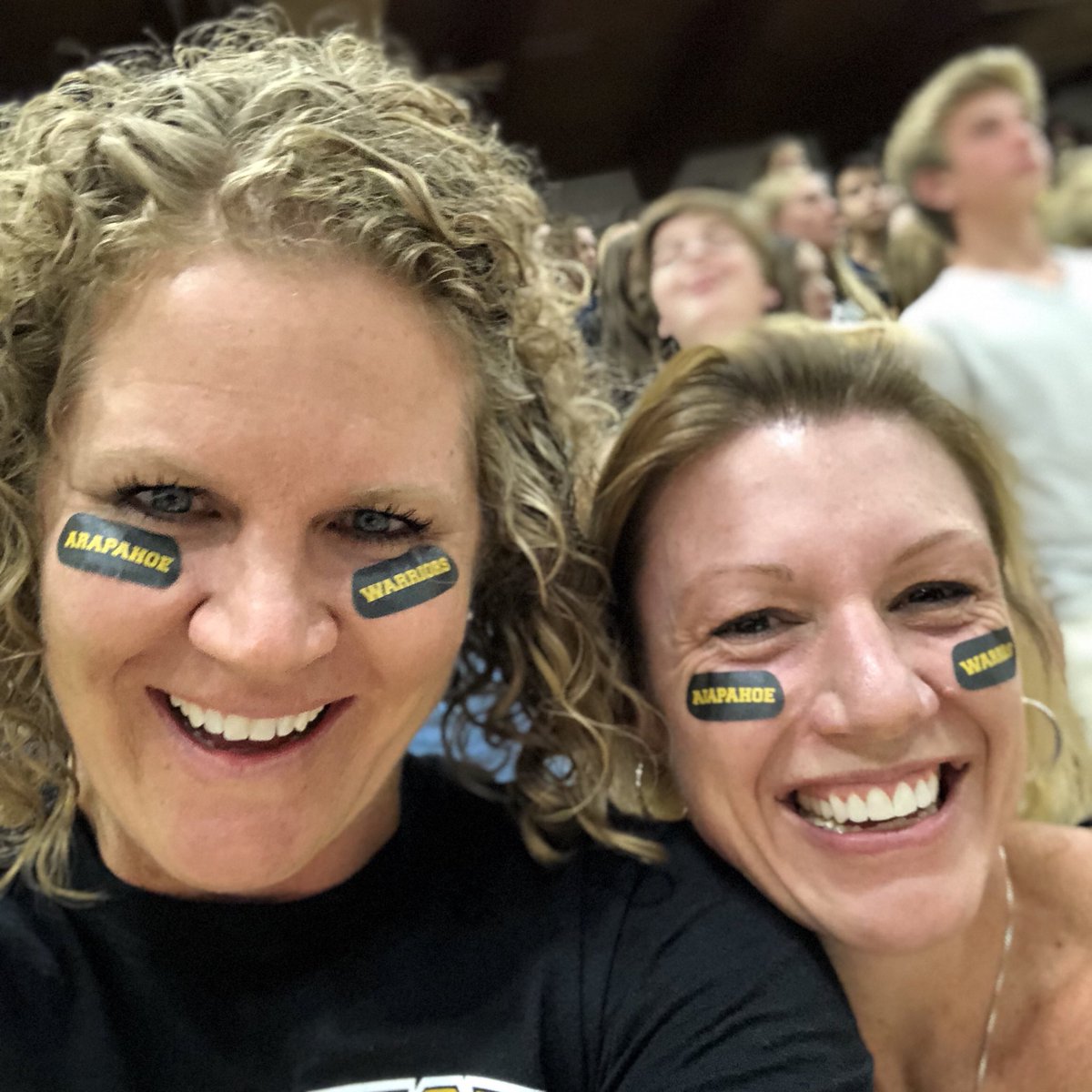 CaraSyers's tweet photo. Homecoming 2018. https://t.co/I8DpCBdEVA