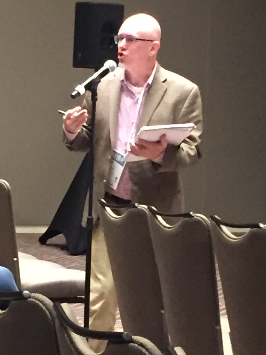 gkehrer's tweet photo. @NEWSCYCLE_News very own @rjwillis44 presenting workshop ideas at #ona18ideas session. https://t.co/pTw0Zm0oNF