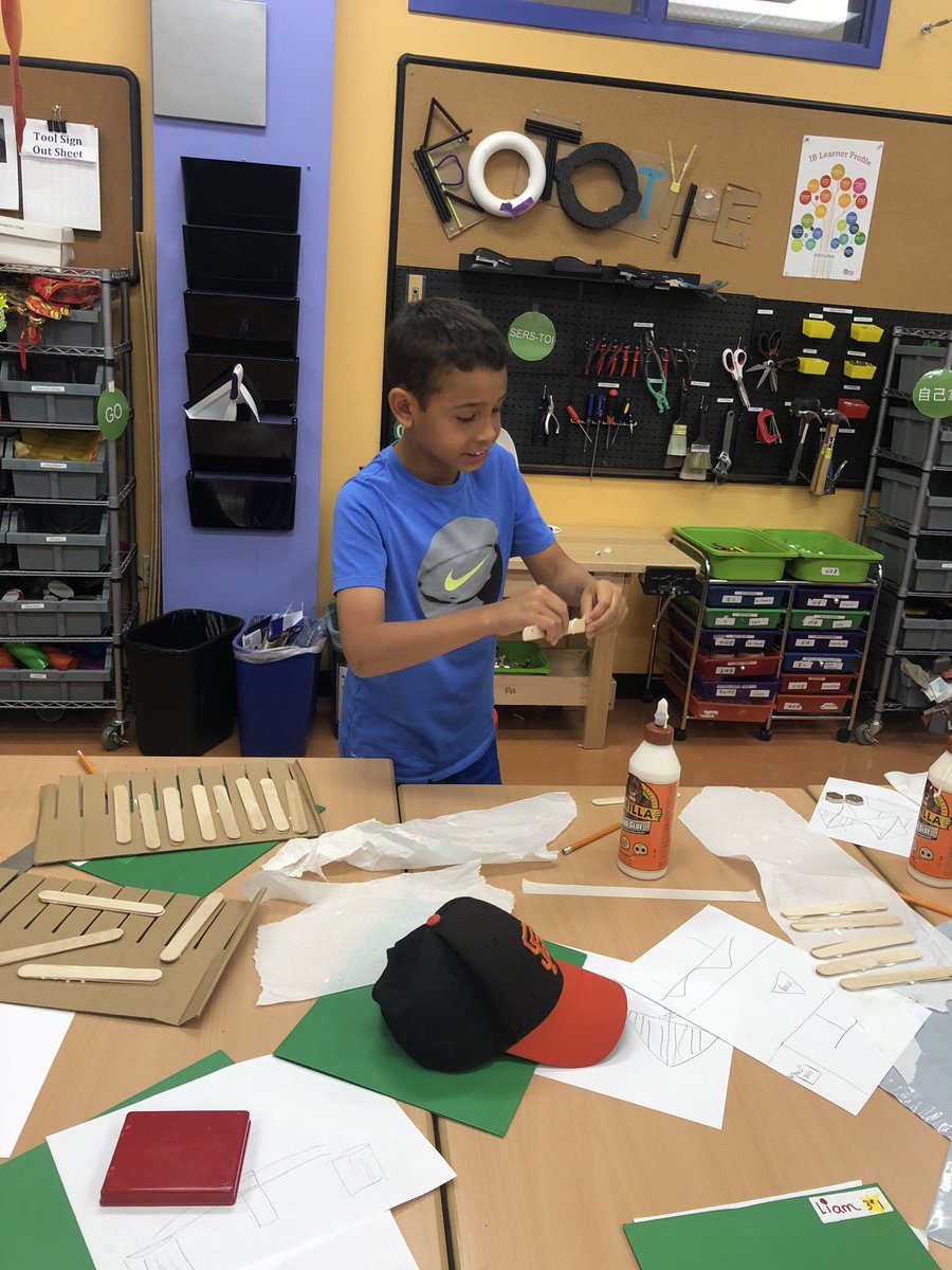 _lizevans's tweet photo. Design challenge: Think like an engineer, build the strongest bridge you can using only popsicle sticks and glue. Next time we’ll test to see how much weight they can hold until they break. Destruction is imminent! @ISTPSchool https://t.co/Ke9FeW0zIE