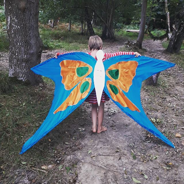 schoolswowalls's tweet photo. all set on the schoolswithoutwalls Art Trail intothetreesfestival ...come join us for fun arts activities in the beautiful woods ...release your creativity #intothetrees #arttrail #intothetrees #letslearnoutside #artinnature #pippingfordpark https://t.co/0vHh7hFXoN https://t.co/Ju7ocZ7ljC
