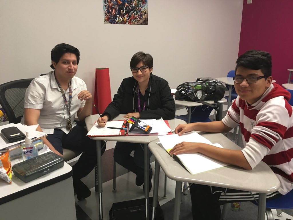 northside_hs's tweet photo. What do Northside HS students do on a rainy Friday afternoon? Math Club and SHPE STEM Club, of course #NorthsideRocks https://t.co/G5HAcFgtWj