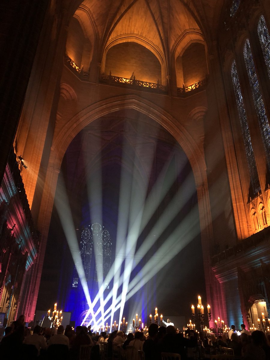 WarwickADavis's tweet image. I’m delighted to be the recipient of a #NationalDiversityAward. It’s a great privelige to be able to make a difference in society &amp;amp; I dedicate this award to the members of #LittlePeopleUK, individuals with dwarfism throughout the UK &amp;amp; the world... you are all #PositivelyUnique.