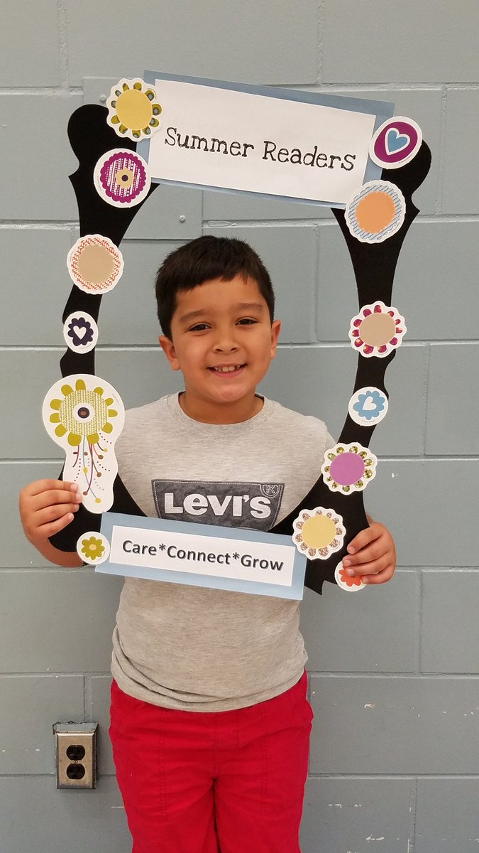 OESReading's tweet image. Celebrating some of our summer readers this morning! #OESreads
#AACPSBack2Awesome #WeAreBetterTogether #OdentonESaacps #aacpseril