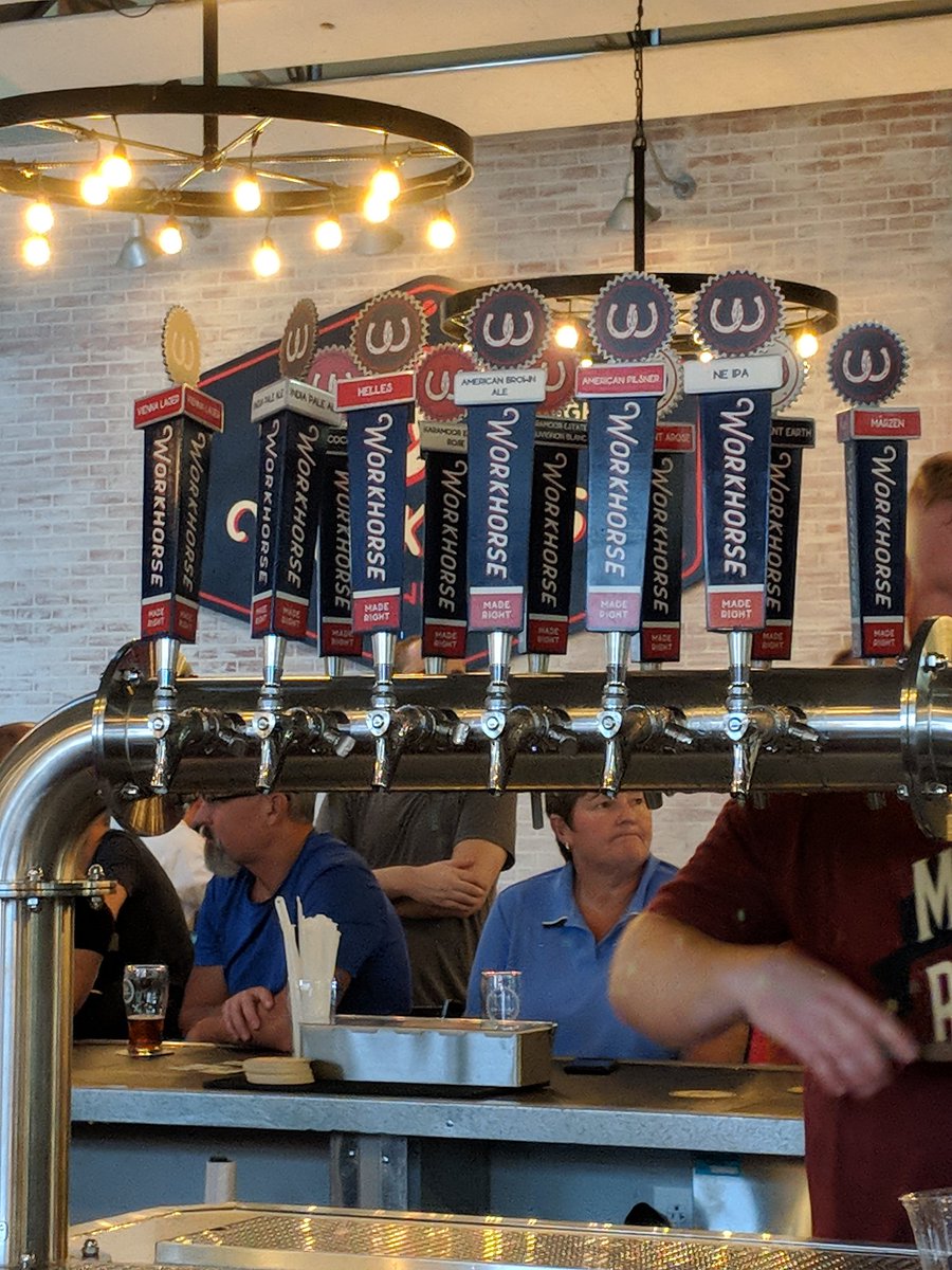 KevinPagano3's tweet image. First day open for @WorkhorseBrews, business is booming! #craftbeer #maderight