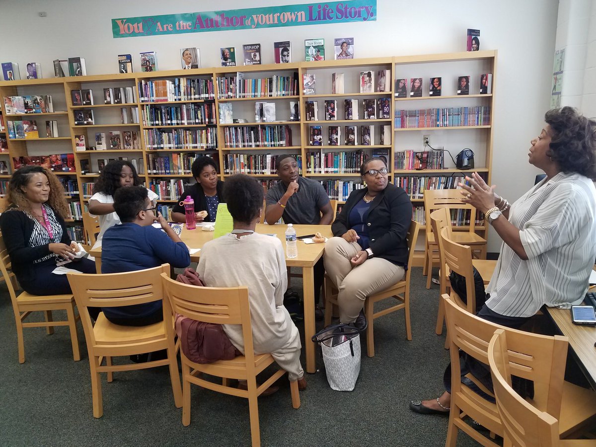 CrystalJanuary's tweet photo. Thank you to the @ClarkAtlanta Change Agents for partnering with us through the #LoweryInstitute @CarstarphenMJ @dan_a_sims @hpchief @IsparksJr @Atldepsupt @APSForrestHill @sherrijohn21 @cdreese9 https://t.co/1t7eUao4ud