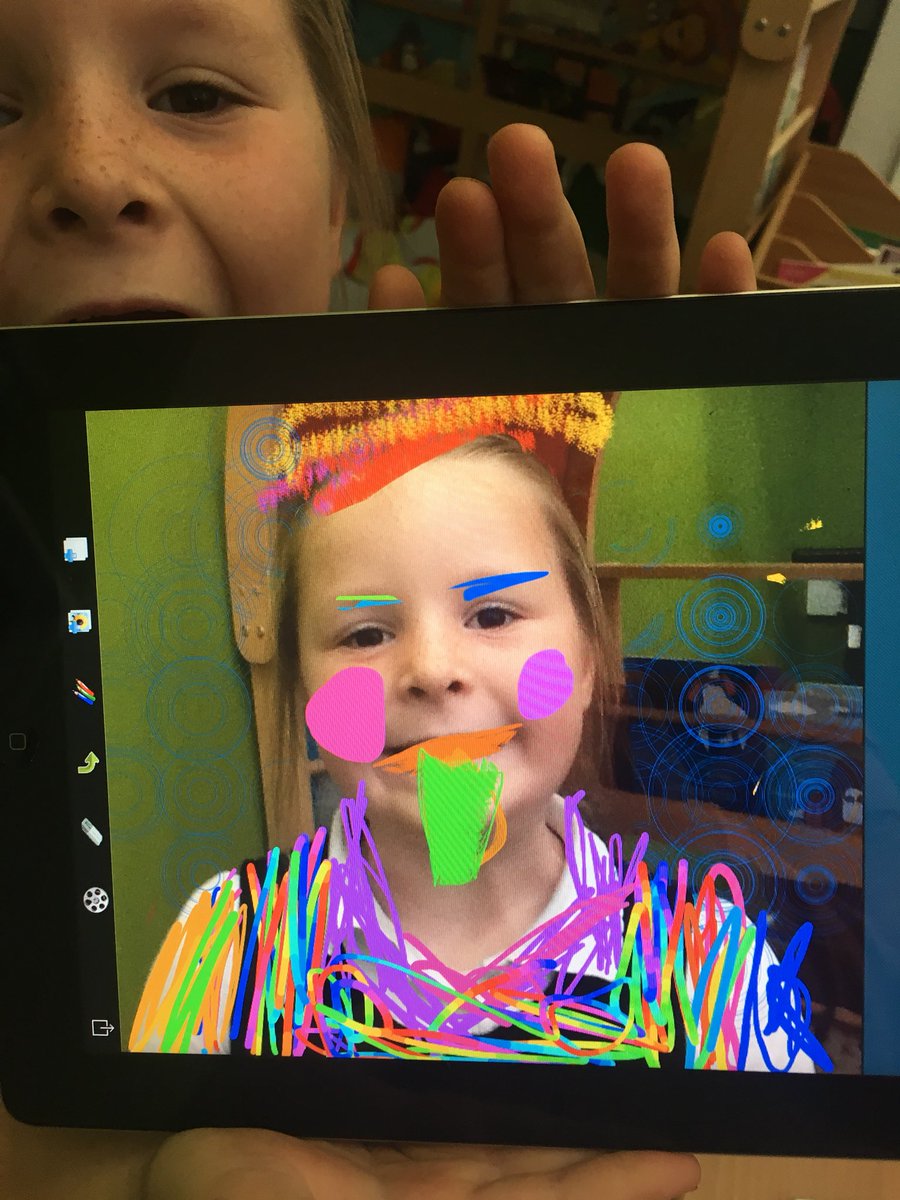 YBB_Y1's tweet photo. Lots of familiar faced little aliens appearing on the iPads today π using the DooDooLite app to add effects to our friends. ππΌπππΌππ#ICT #DCF #creativefun #selfiesnaps #addingfeatures #creatingeffects π https://t.co/ll2Wzvv5Th