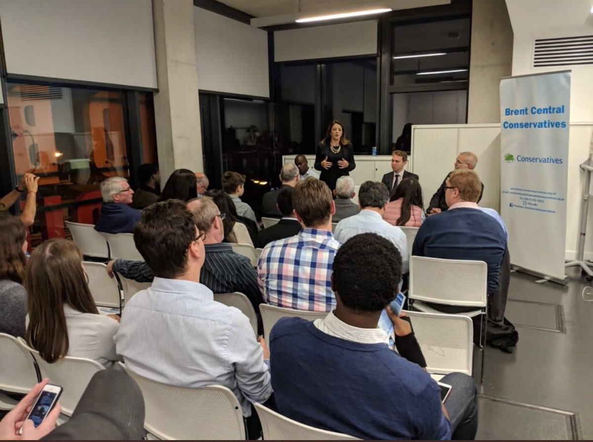 jamesnewhall's tweet photo. Thank you to #conservativemayor candidates for coming to the @ToryBc hustings tonight - we have 3 great @Conservatives candidates but only one can win and based on tonight and throughout the whole process only @joymorrissey can take the fight and beat Sadiq in #2020 #Joy4LDN https://t.co/WU44FzswVv