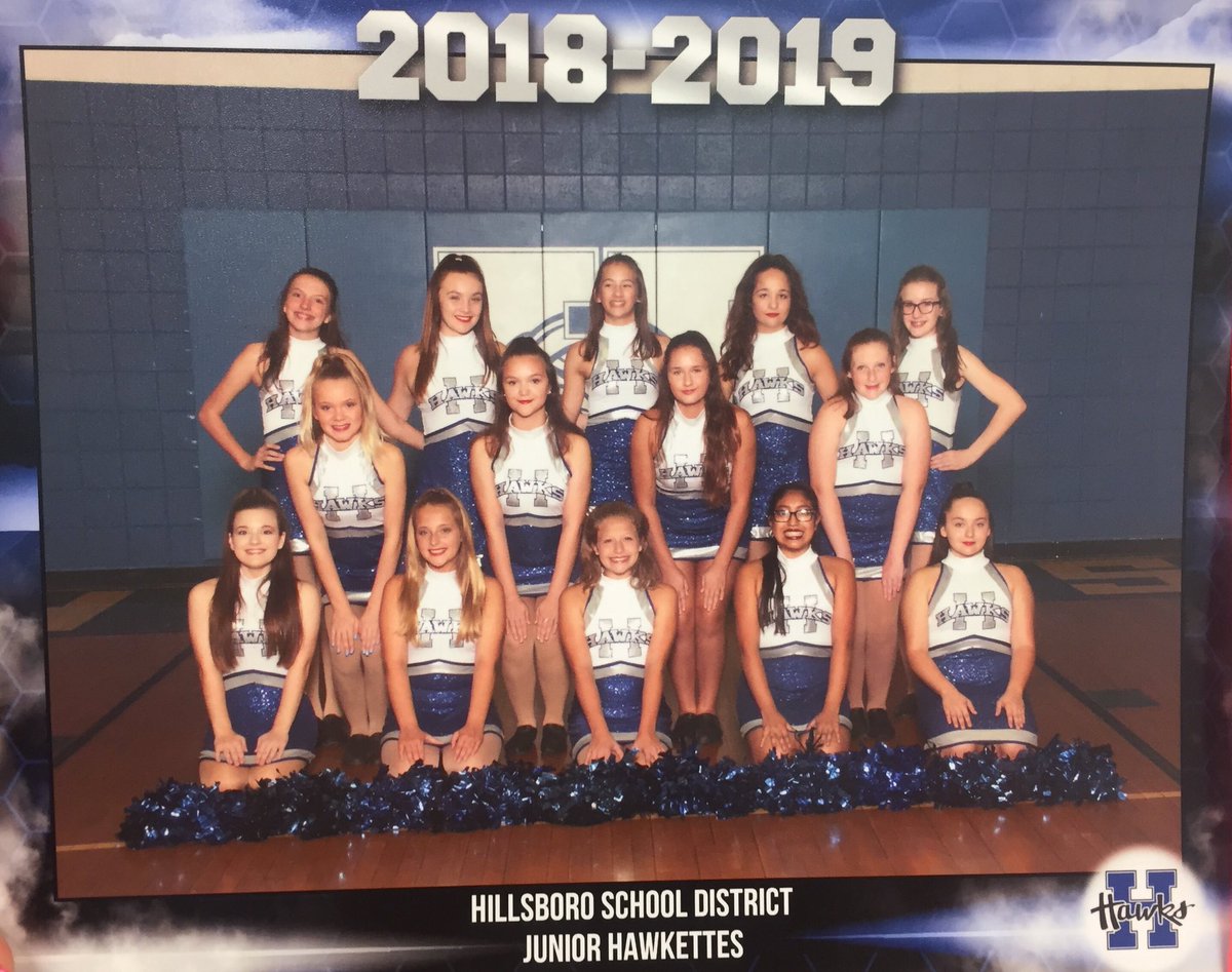 JrHawkettes's tweet image. Our 18-19 team pictures are in!!! Don’t these ladies look fabulous? #GoHawks #JrHawkettes #QueenSquad