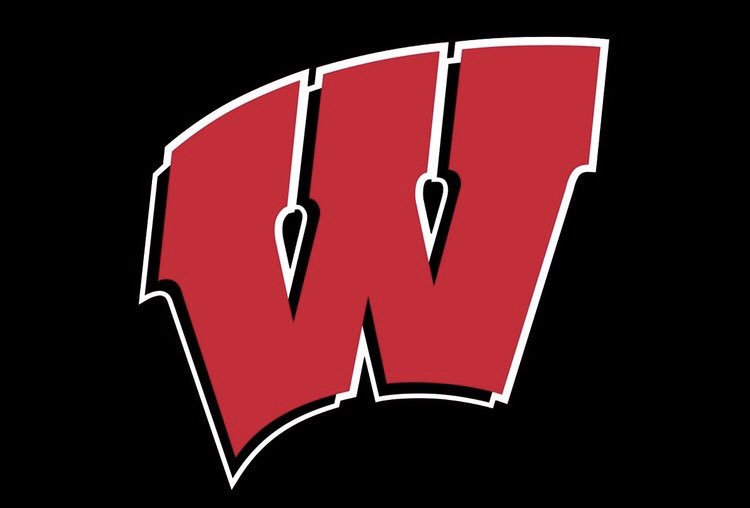 Ethan_Mann11's tweet photo. I am proud to announce my commitment to play D1 college hockey at the University of Wisconsin. Thank you to all my family, teammates and coaches for their help along the way. #onwisconsin #gobadgers https://t.co/lY7tpTQ3mL