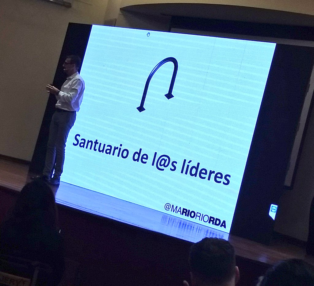 WorldGrace's tweet photo. @marioriorda " los líderes no acumulan crisis en el tiempo, pocos lo sobrepasan, el santuario de los líderes es el espacio dónde quedan solos, tomando decisiones en soledad apoyados en el ego, en el estrés y el autoconvencimiento". https://t.co/e4S4rJrLNF