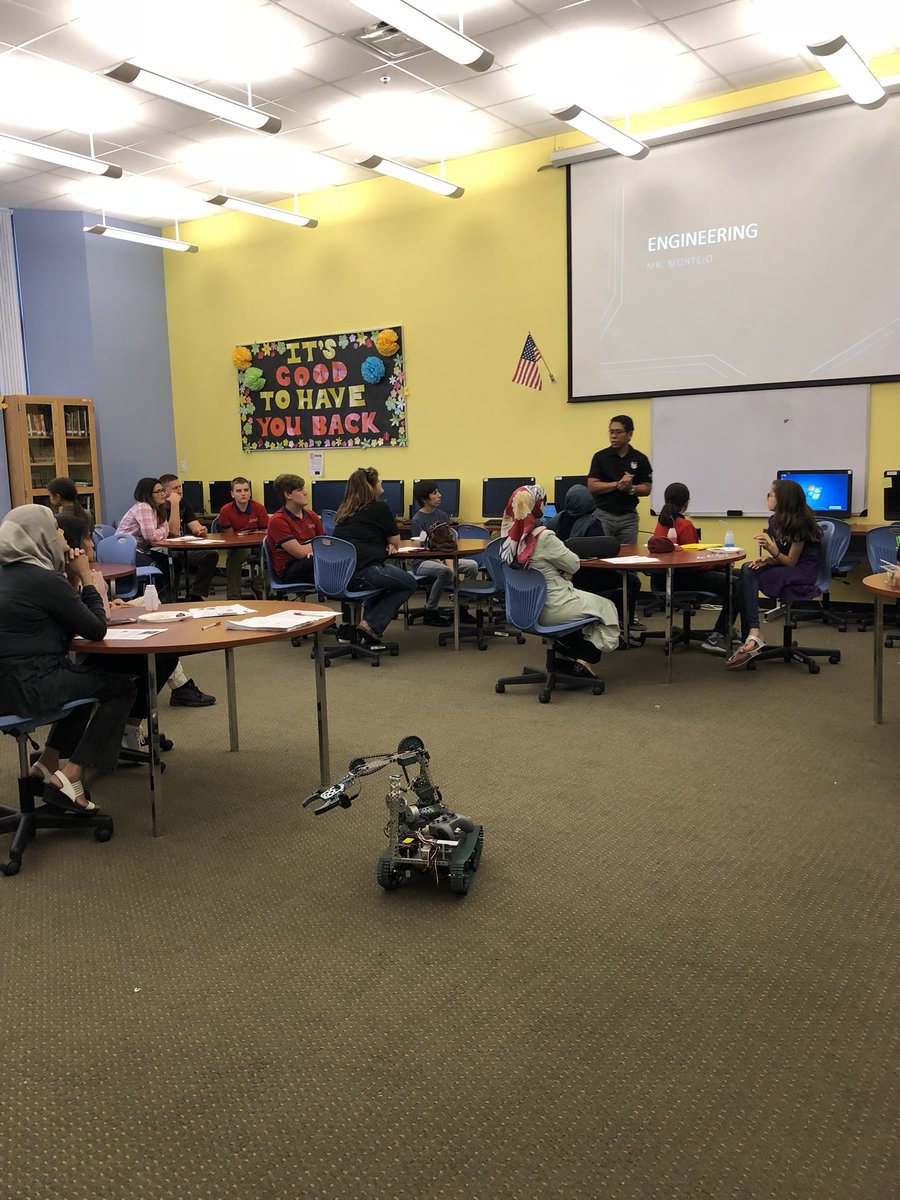 Seda_Sari__'s tweet photo. Gifted and Talented Program Parent night at @HSIGarland @HPSDFW ! Many thanks to all parents for attending our GT parent night. #parent #involvement #matters https://t.co/H04svkJKh4