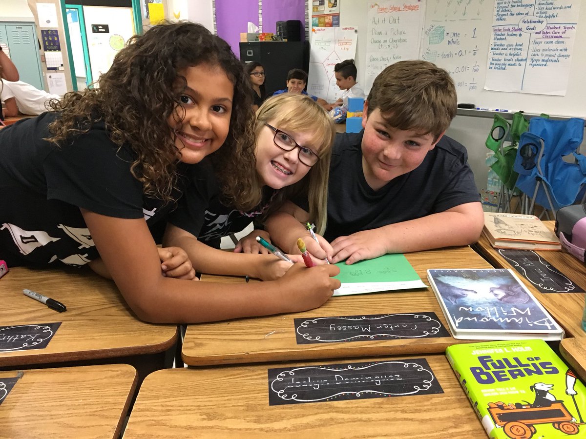 annaratones's tweet photo. Rounding Decimals #Gr8gators https://t.co/RjIlUNBVTa