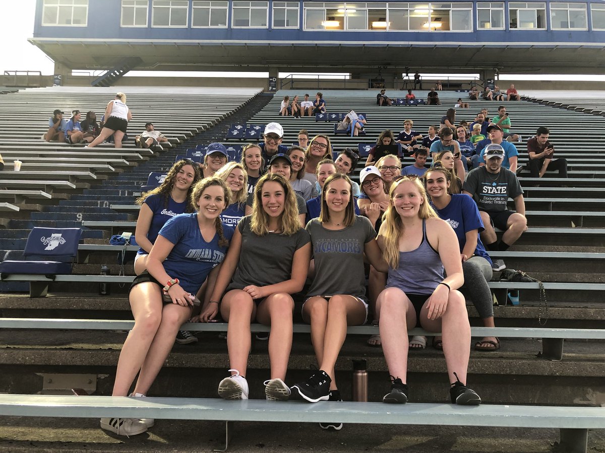 kenzokostka's tweet photo. Supporting sycamore soccer tonight!๐ณ๐ https://t.co/dWWH52zifP