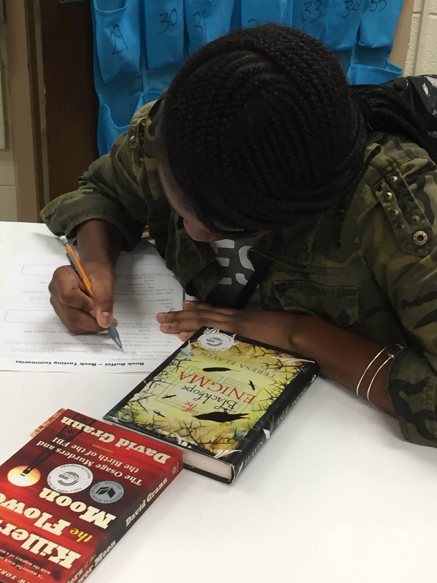 tracigrogin's tweet photo. Book Tasting with B-Day! “Ooooh I want to read that!” So energizing to be around young readers discovering new books! @PikesvilleM @BCPS_ELA #allin #PMSreads https://t.co/ZUizMJ0UIx