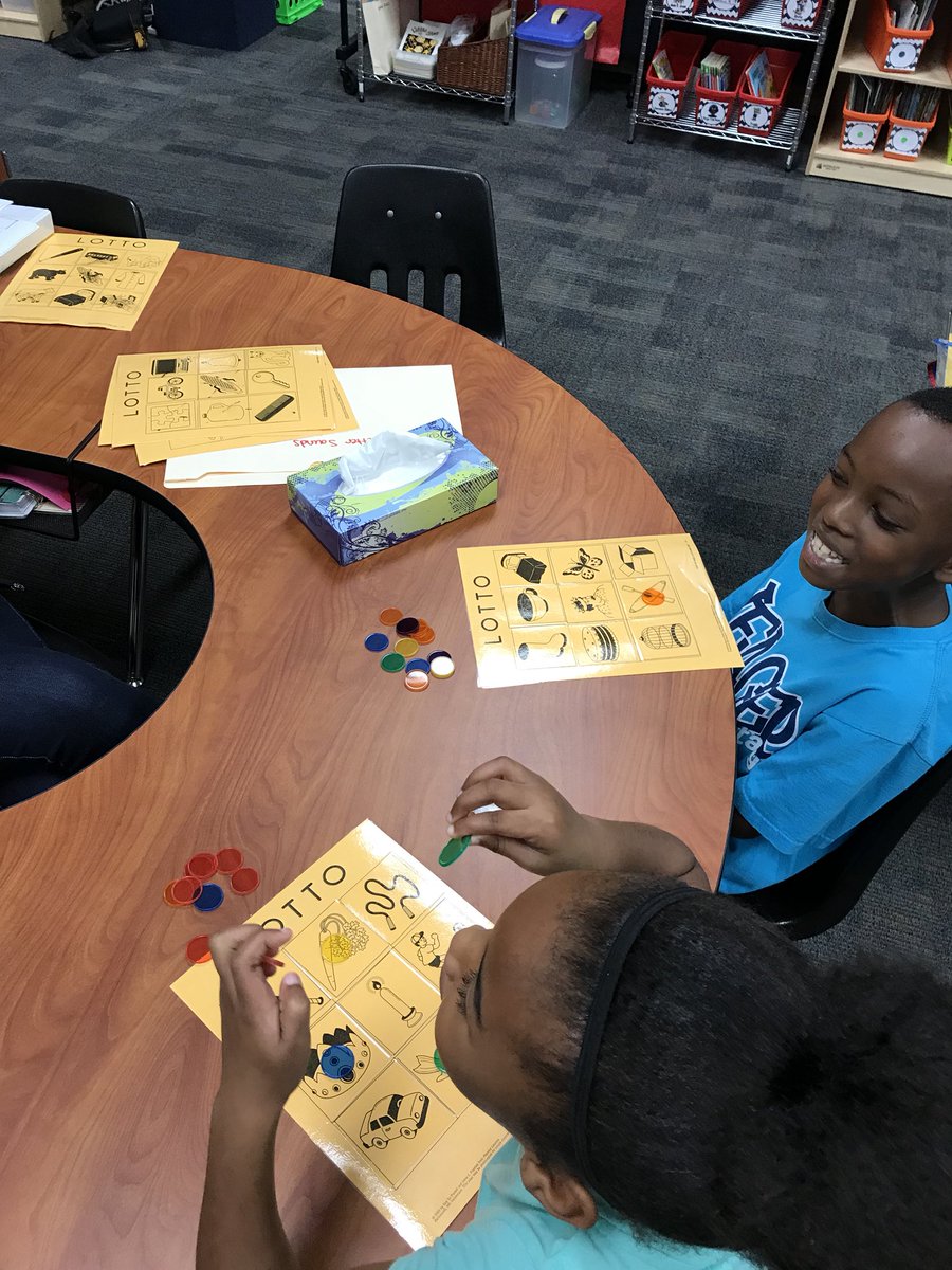 Ms_Margreiter's tweet image. It’s always a Fun Friday in this class!!! We started phonics rotations today! They loved arranging cut up sentences, practicing handwriting, and playing phonics lotto at teacher table! #keepitinteresting #YeagerBuzz @CyFairYeager