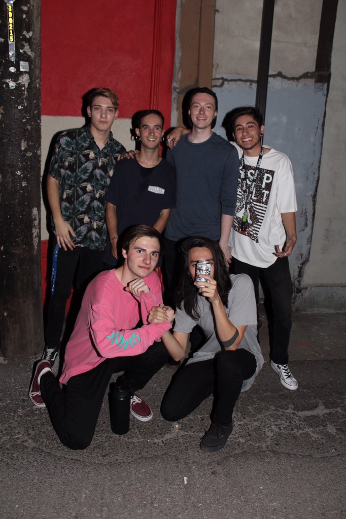 overplayaz's tweet photo. Shout out to @fakeahome @andysroomband and @baselinebandaz for an amazing show last night. We had a blast, we won't ever forget this night ❤️ https://t.co/CildAVvDzl