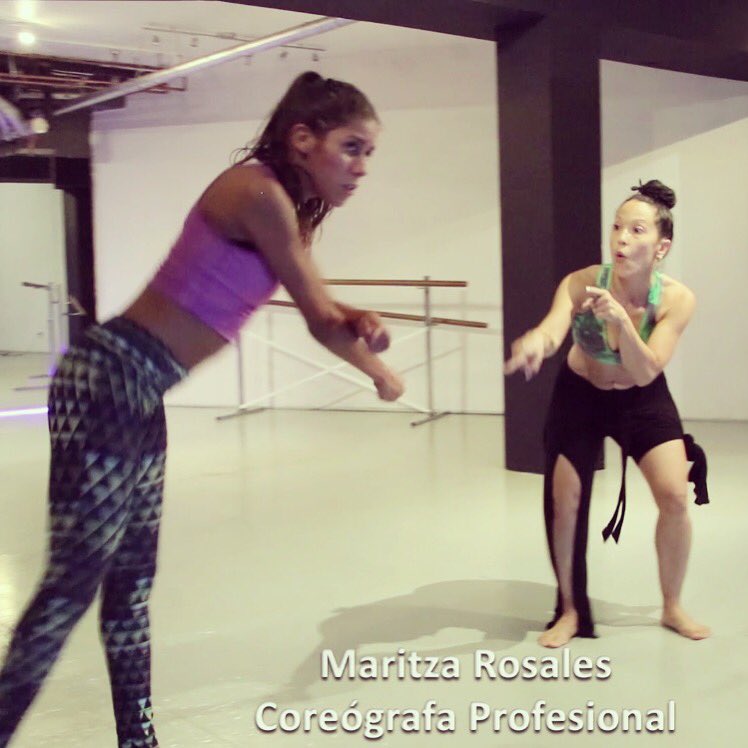 oshunwings's tweet photo. #AfroCubanYoruba #CardioClasses #PrivateAndGroupClasses by #MaritzaRosalesChoreographer, every Monday at 8:00 pm 5259 Lankershim Blvd Suite C #NorthHollywoodCA 91601 Elegua steps: Orisha (the God) who opens and closes the roads, owner of destiny, is playful and cheerful https://t.co/GitePU9xlG