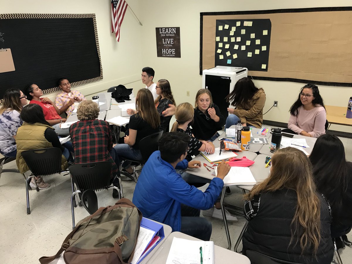 erin_brisbin's tweet photo. Small group Socratic Seminars, using Tim Urban’s Ted Talk on procrastination, to practice application of the Focused Note Taking process. @AVID4College #MacEdInnovators https://t.co/9lH9GIJp5Y