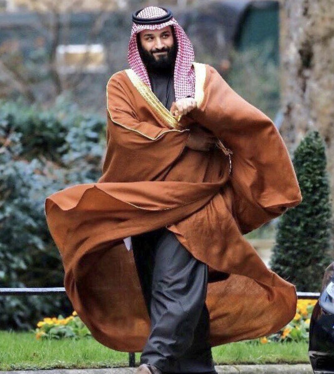 mo7atm's tweet photo. .
اكفخ بجنحان السعد لا تدرا 
        فالعمر مايقاه كثر المداري 
.
كل اماني الشعوب السعودي معلقة بك بعد الله تقدم بهم وهم لك سند 

 وفعلاً #السعوديون_دون_محمد https://t.co/gR6yGtwG6f