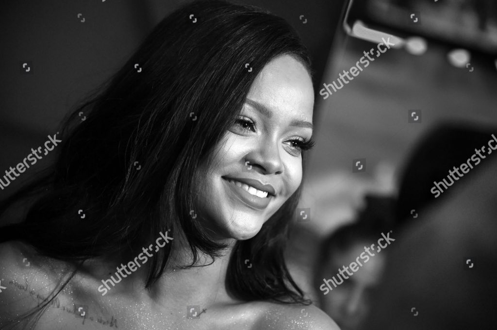 RihannaTakeOva tweet picture