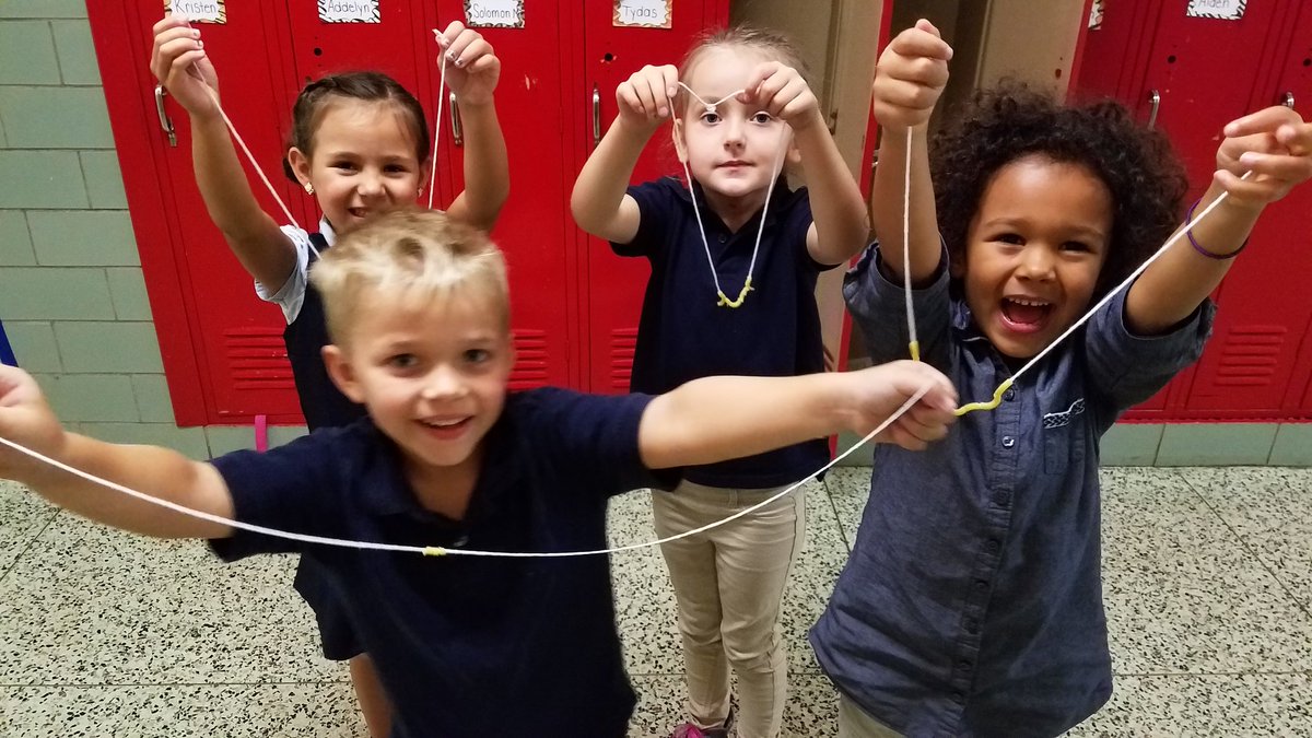bduggle's tweet photo. @IAMKinderCrew was so excited about their Noodle Necklaces!  Pure joy! #inspiremuncie https://t.co/Ocf49hBm55