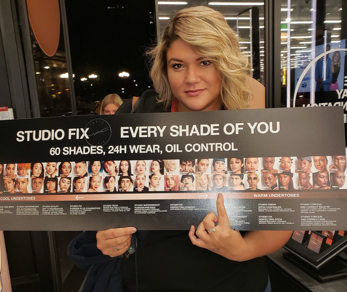 VivaLaCurvy's tweet image. Um, I didn&apos;t know I was going to be in the stores too. Oh-em-gee! Thank you @MACcosmetics for including plus size women in your beauty campaigns. Representation Matters. #maccosmetics #studiofix #everyshadeofyou #makeup