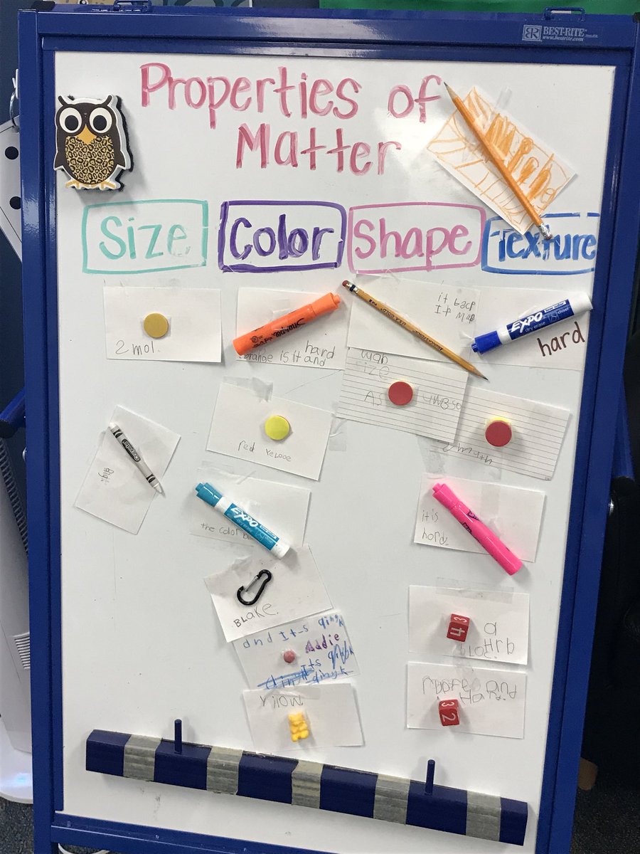 Our first official interactive word wall for science today! The kids had a blast classifying matter... and being allowed to use tape! 😂 <a href="/WEinKaty/">🌟Wolfe Elementary</a>
