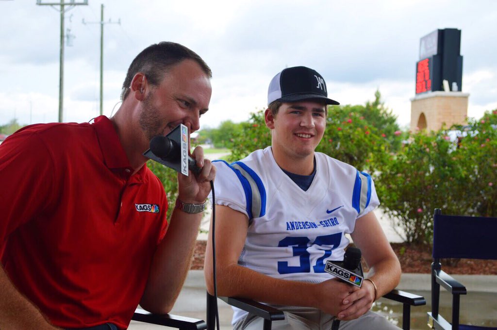 KAGSnews's tweet photo. That's a rap 🎬 The KAGS crew had a blast filming our live show in Iola ahead of a matchup between the Iola Bulldogs and the Anderson-Shiro Owls. @IolaHSBulldogs @AndersonShiroHS https://t.co/SkSjmcNJwT