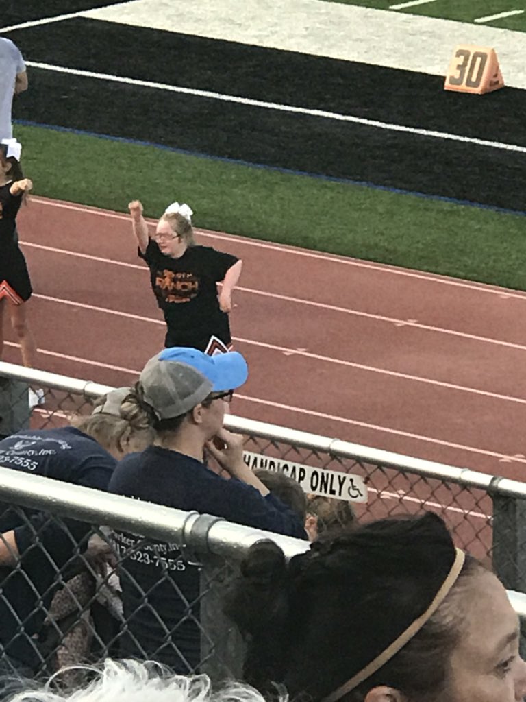 stownsped's tweet photo. One of our favorite cheerleaders #GoPOJO https://t.co/dm48uP4TXf