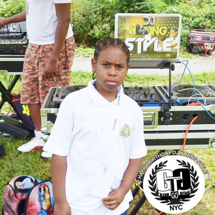 TeamGoGettas's tweet photo. Happy Birthday to our very own @djyoungstyle4 12 years old! 🎉 Be sure to stop by his page and show him some love #TeamGoGettasdjs #ATeamGoGettasBDay https://t.co/mCl0AnVEUS