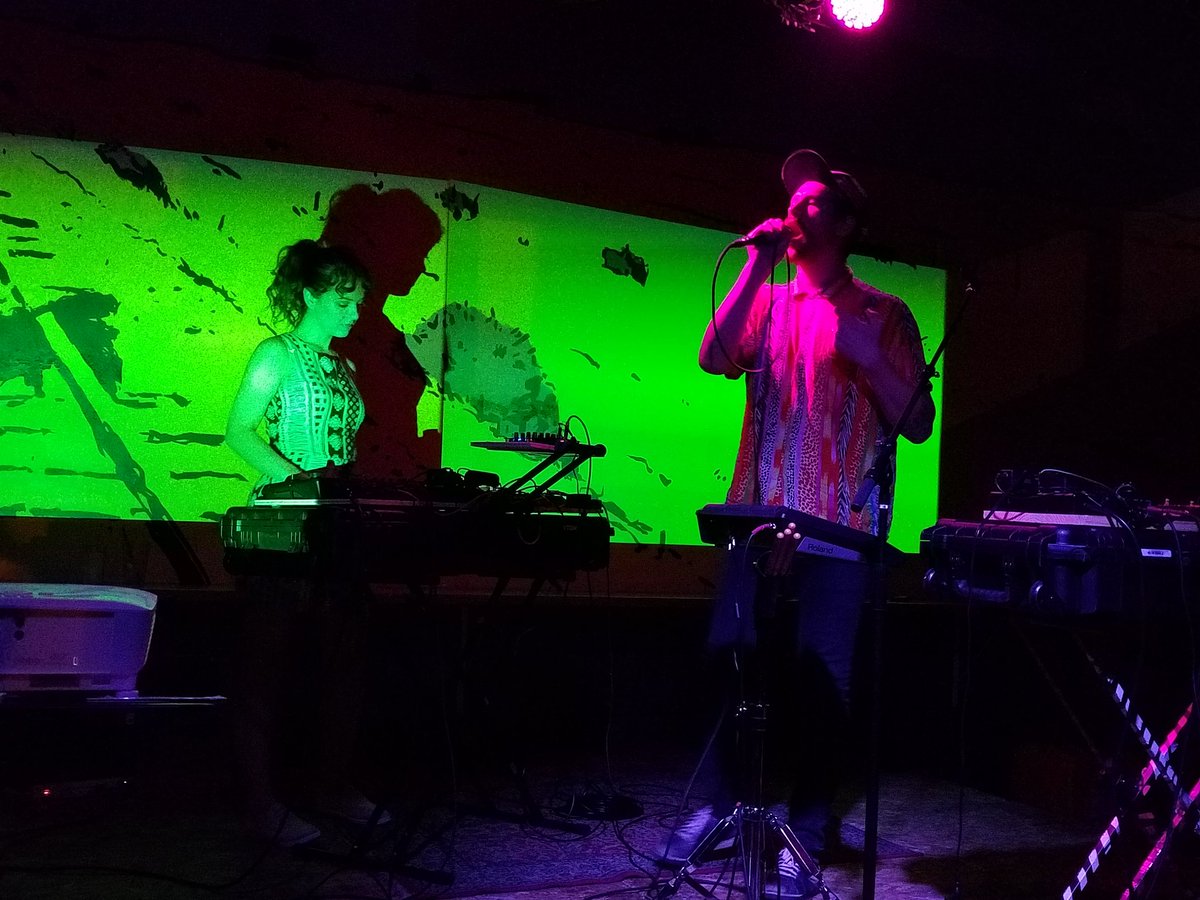 @YourBUHUbanD Buhu <a href="/bunkbar/">bunk bar</a>