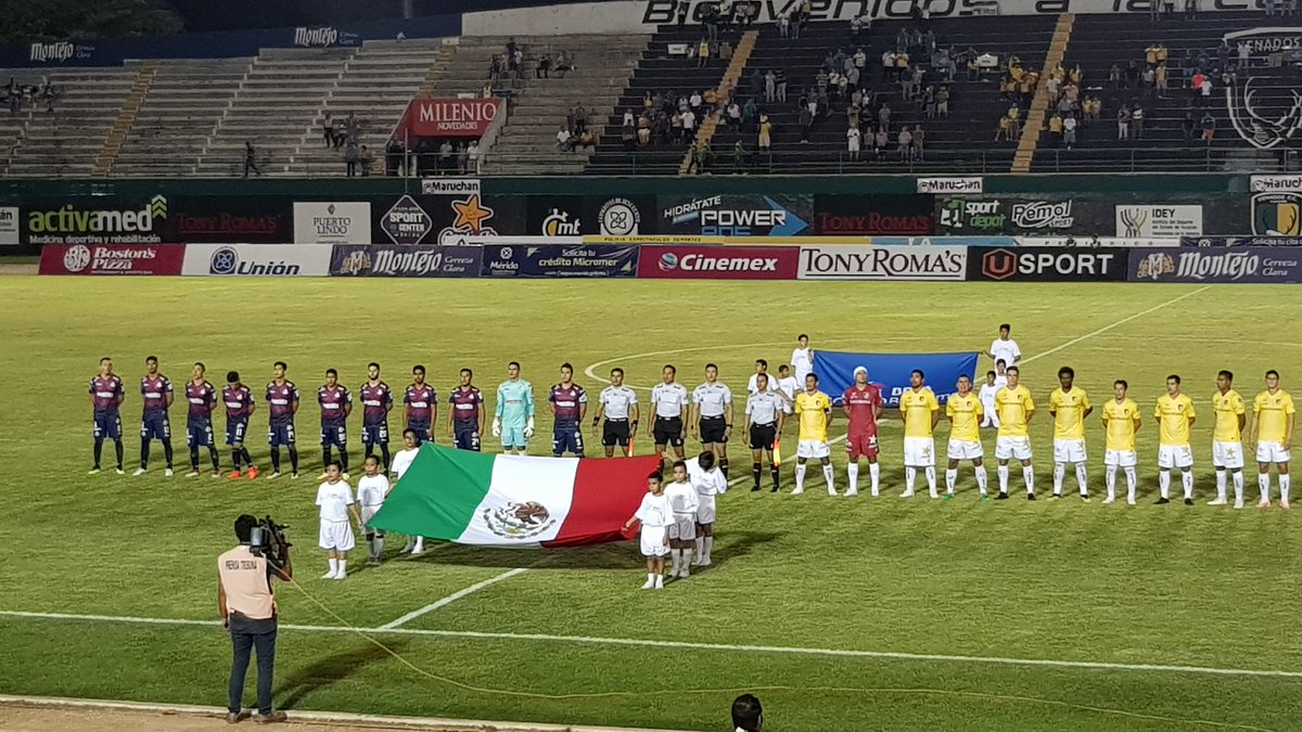tdjmedios's tweet photo. Los @venadosfc y los @CimarronesFC rindieron honores a la bandera, antes del arranque del choque de la jornada 8 del @AscensoMX https://t.co/6j5t8K3oum