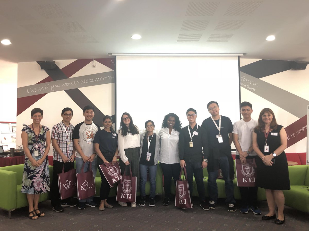 KTJSeniorSchool's tweet photo. Many thanks to all the @KTJAlumni who have returned to help with our Oxbridge Outreach day @KTJ_School https://t.co/H41z1R8aYl