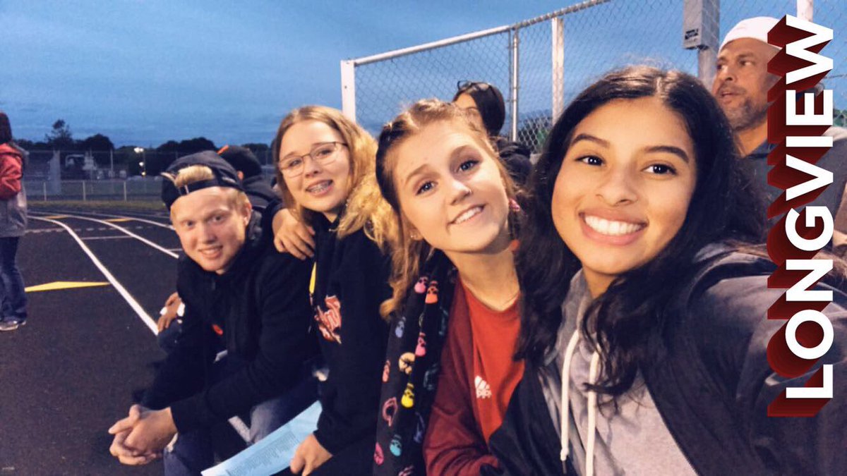 _gousse_'s tweet photo. Road Trip to Mark Morris supporting our Football team 🏈❤️#trapperpower https://t.co/yyCxdTfmN4