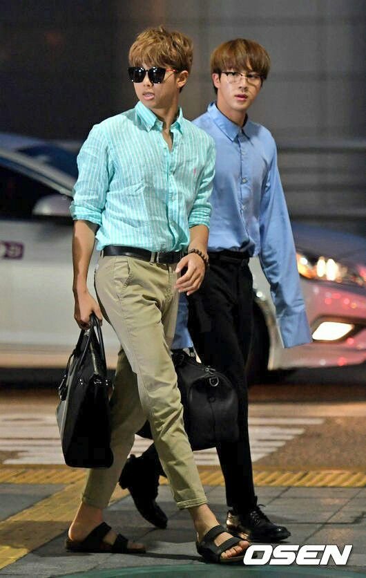 guab_maria's tweet photo. Boyfriend material LOOK 💙 KIM NAMJOON AND KIM SEOKJIN 
Why so hot🔥
#MPN #BTSARMY @BTS_twt 
#TwoKIM https://t.co/LTzeO828mq
