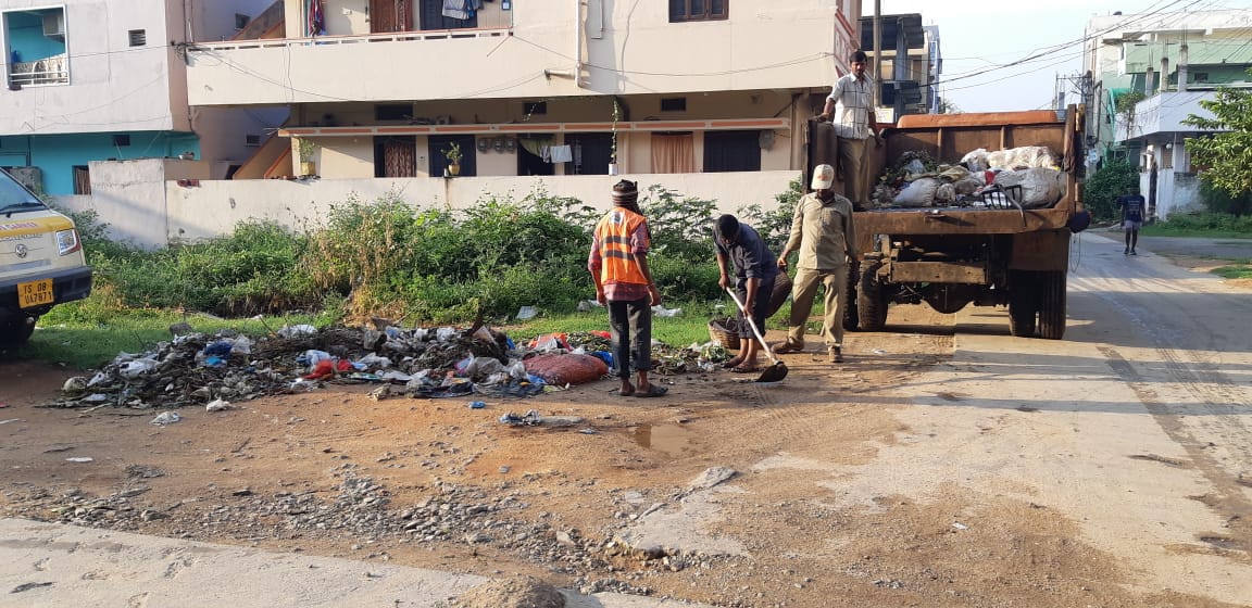 AMOHC3's tweet photo. @Jithendar_14 @GHMCOnline @DC_Uppal @KTRTRS Cleared the garbage https://t.co/tqJUsVAmbU