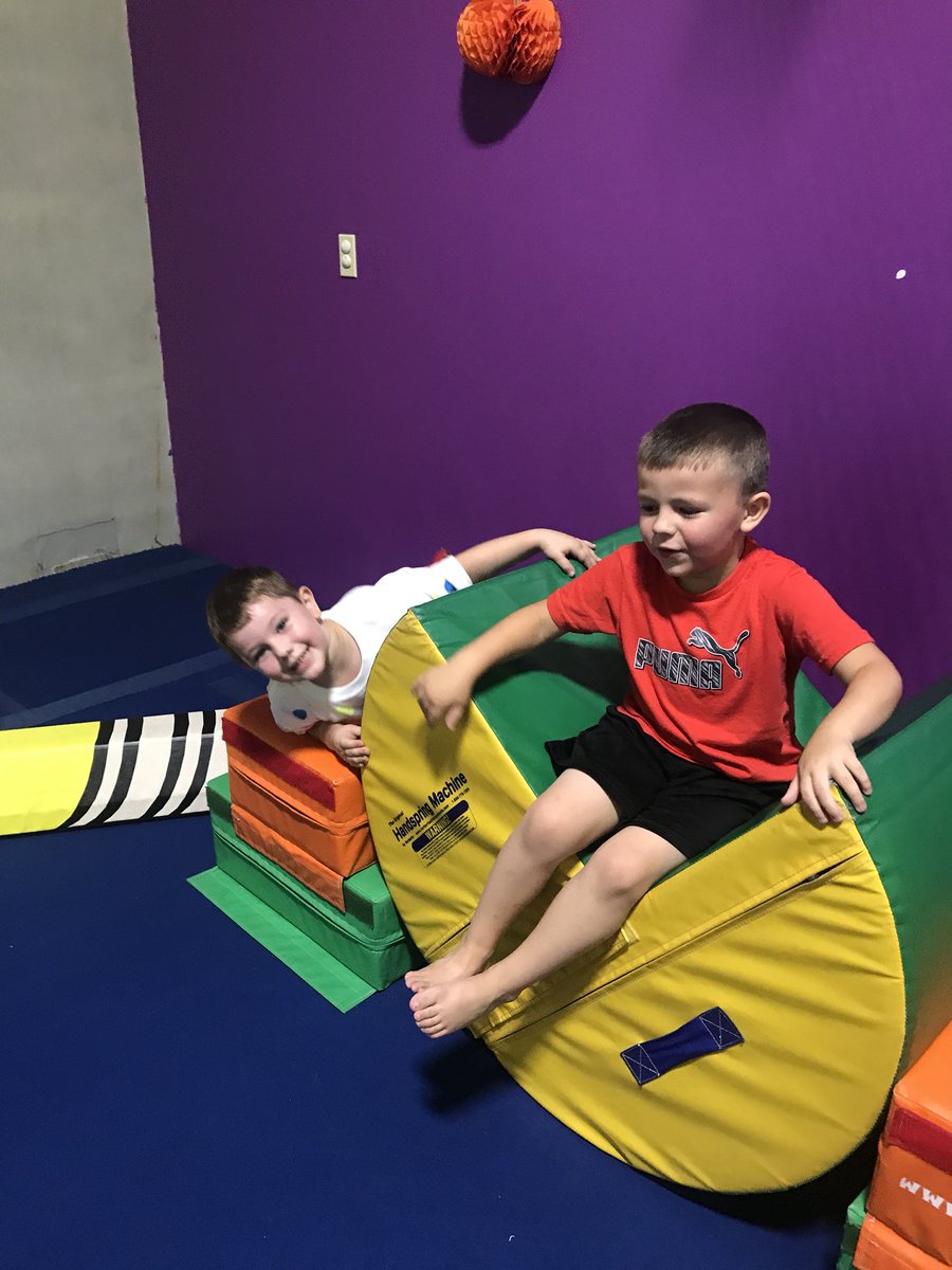 FlipandLearn17's tweet photo. #gymtimefun https://t.co/JUeZKCQW5G