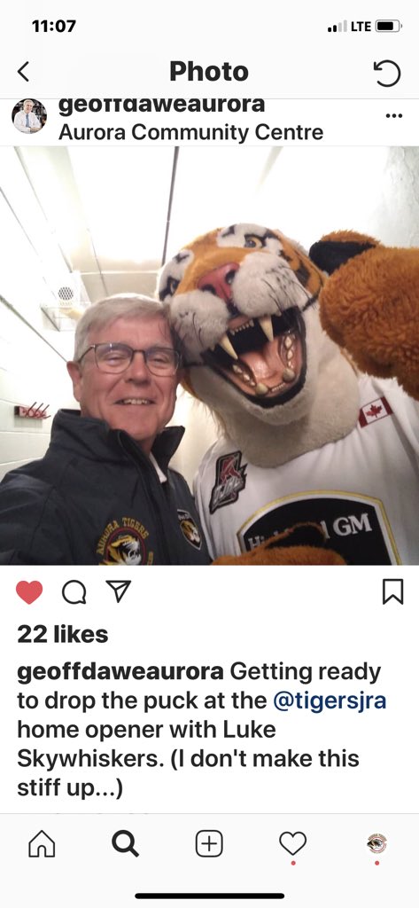 Luuuuuuke Skywhiskers and <a href="/GeoffDaweAurora/">Geoff Dawe</a> awesome stuff <a href="/Town_of_Aurora/">Town of Aurora</a>