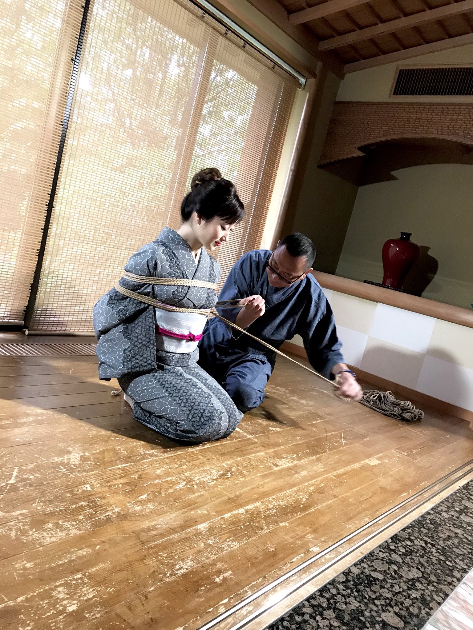 japanese 緊縛 model　2 TW Pornstars - 2 foto. あおいまりい. Twitter. 【第二十八回／縄奈加會緊縛撮影会】 本日のモデルさんは、  川上ゆうさんです(o^^o) 縄が入りました(o. 3:21 AM - 15 Sep 2018