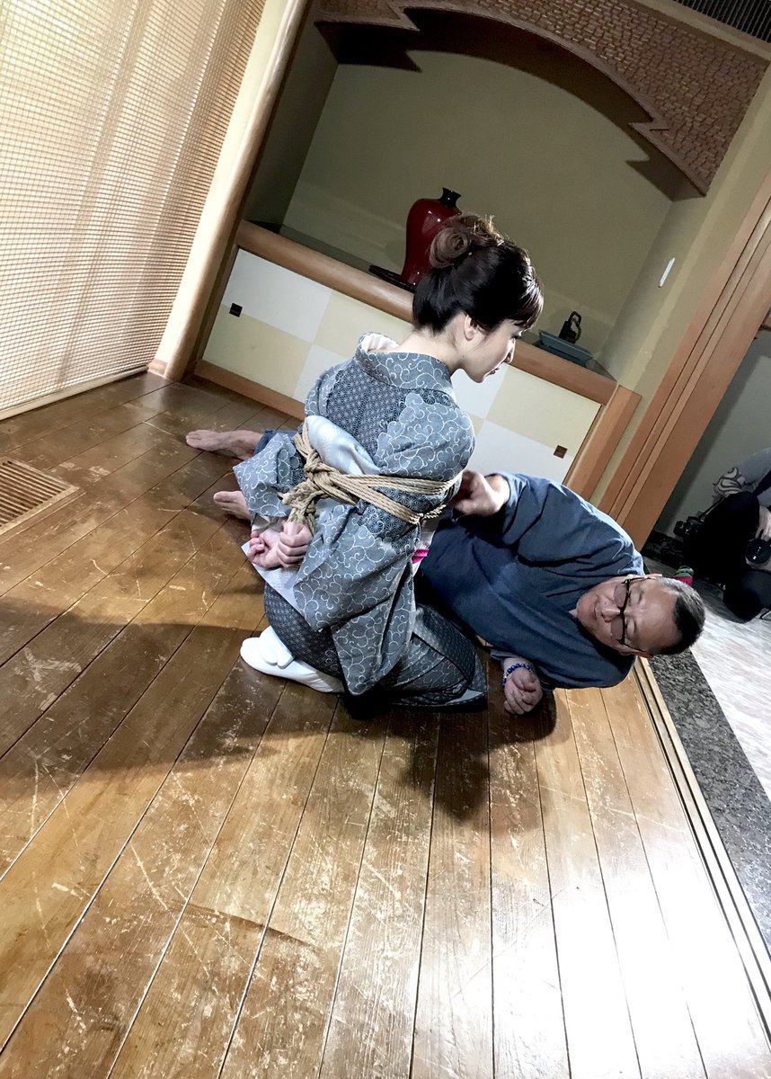 川上ゆう和装緊縛画像 